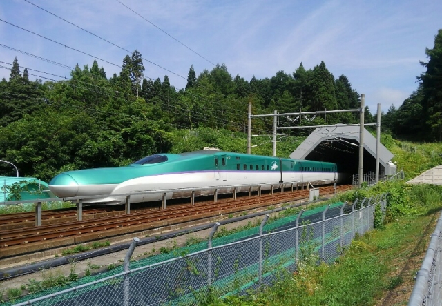 Seikan Tunnel and Shinkansen